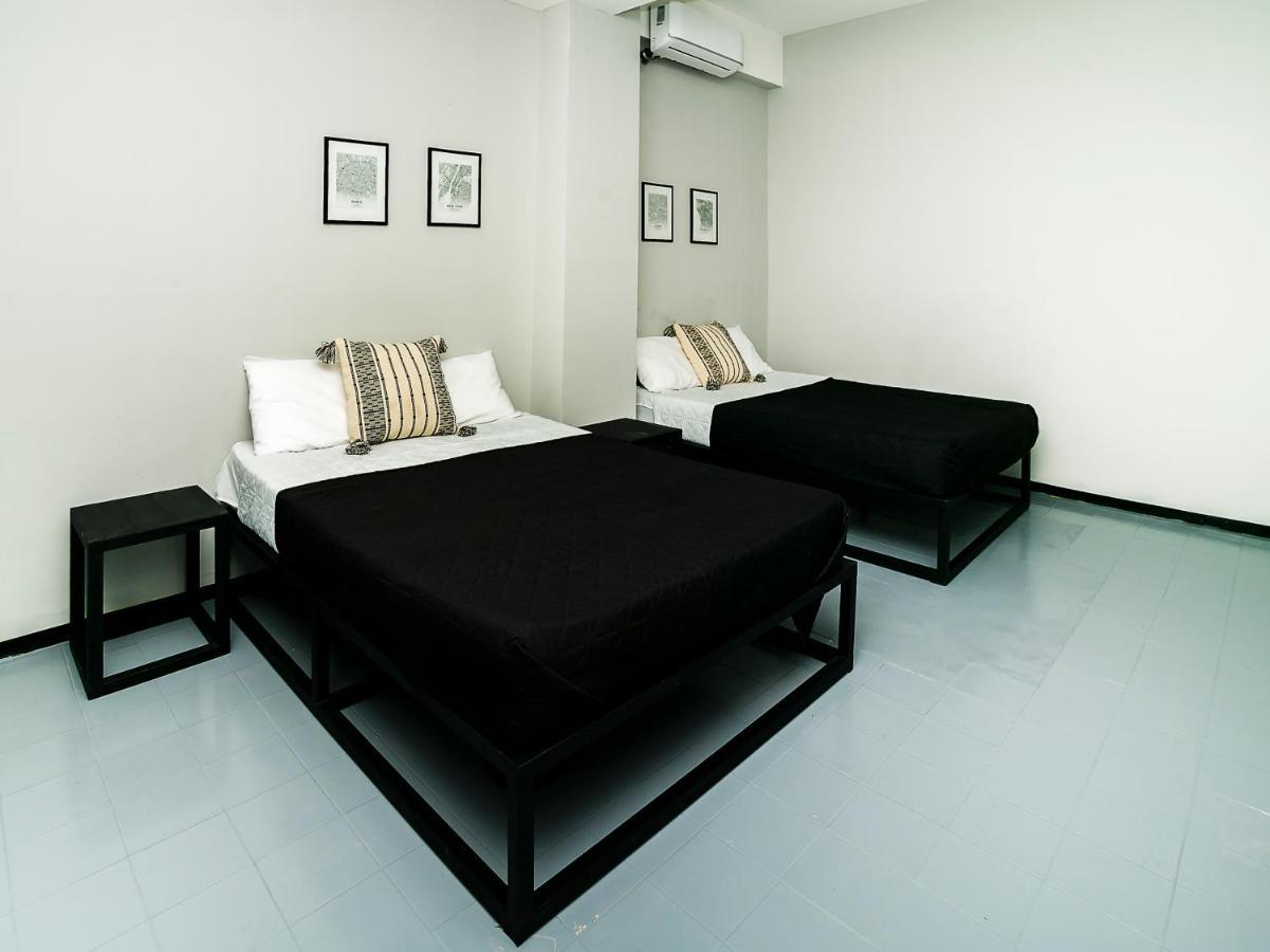 Hotel Adhoc Plaza à Monterrey Extérieur photo
